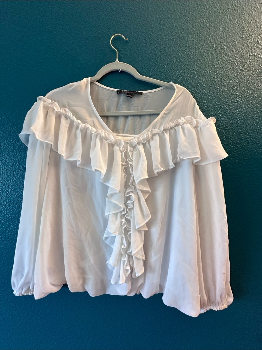 Ruffled V-Neck Long Sleeve Blouse - White